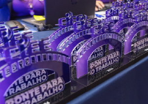 Foto do troféu Troféu Ponte para o Trabalho