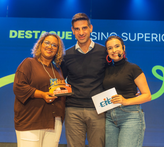 Foto dos apresentadores do evento